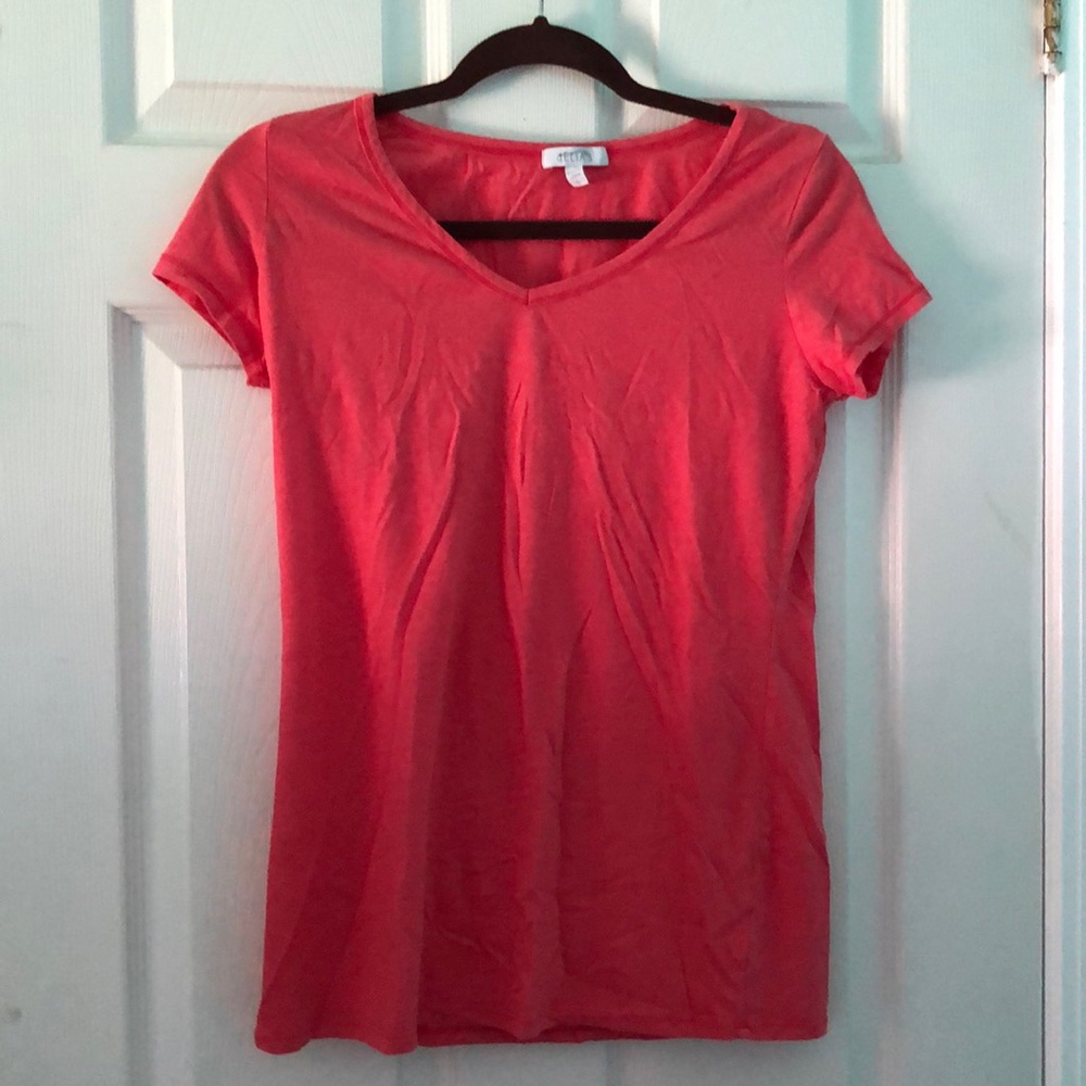 Simple T-Shirt